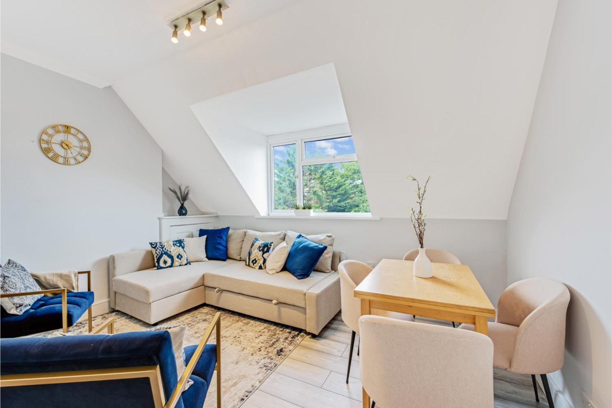 Sweet And Lovely 2Br With Free Parking ロンドン エクステリア 写真